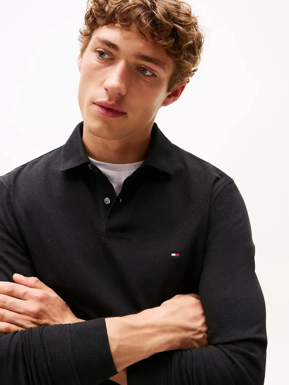 polo-manches-longues-tommy-hilfoger-noir-zoom