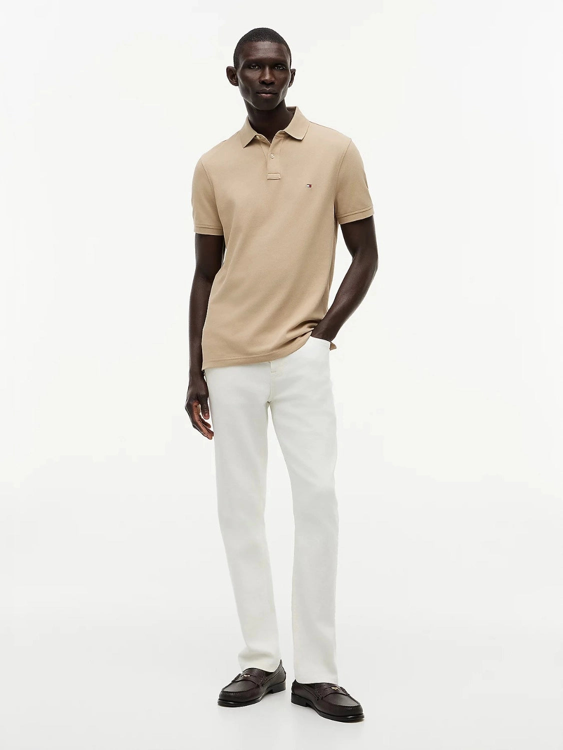 polo-tommy-hilfiger-beige-homme-MW0MW17770AEG-porte