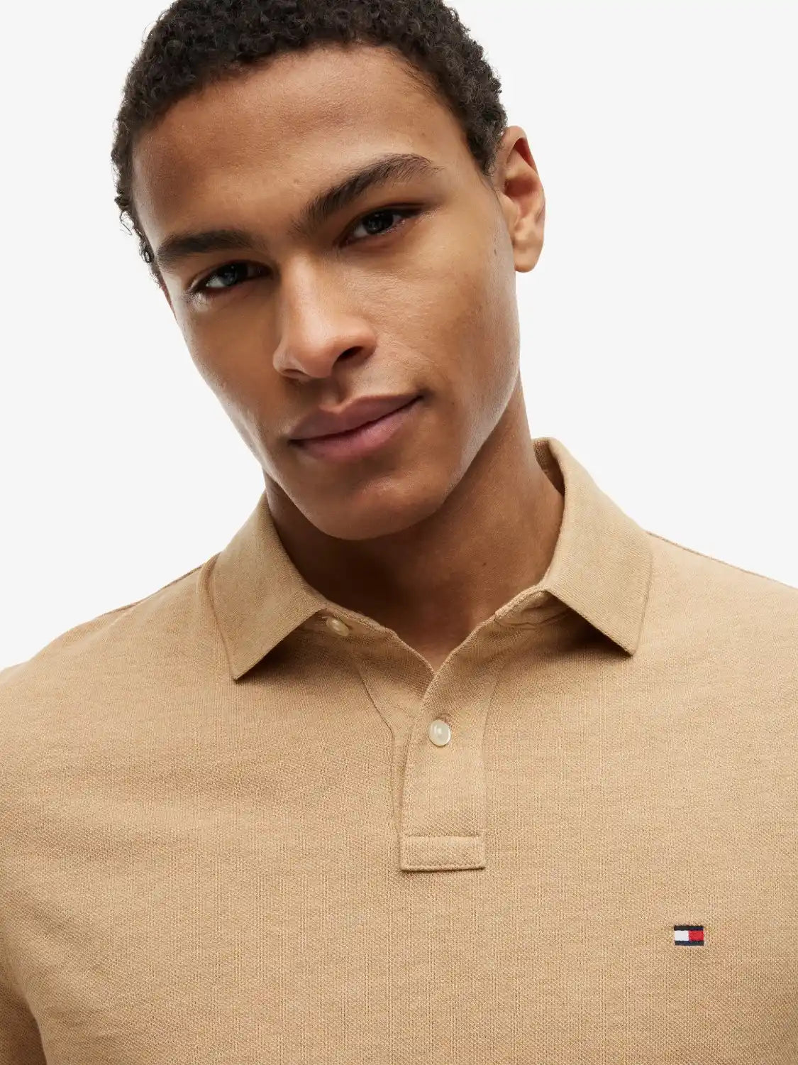 polo-tommy-hilfiger-beige-homme-MW0MW17770GXV-zoom