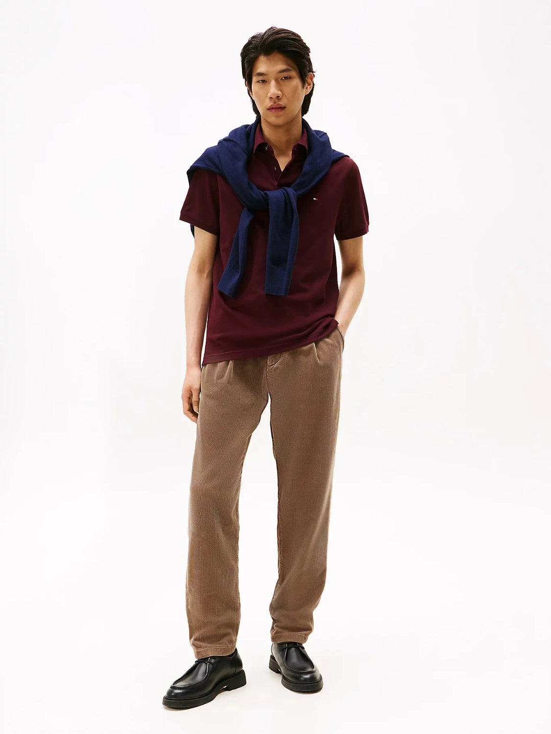 polo-tommy-hilfiger-homme-bordeaux-porte