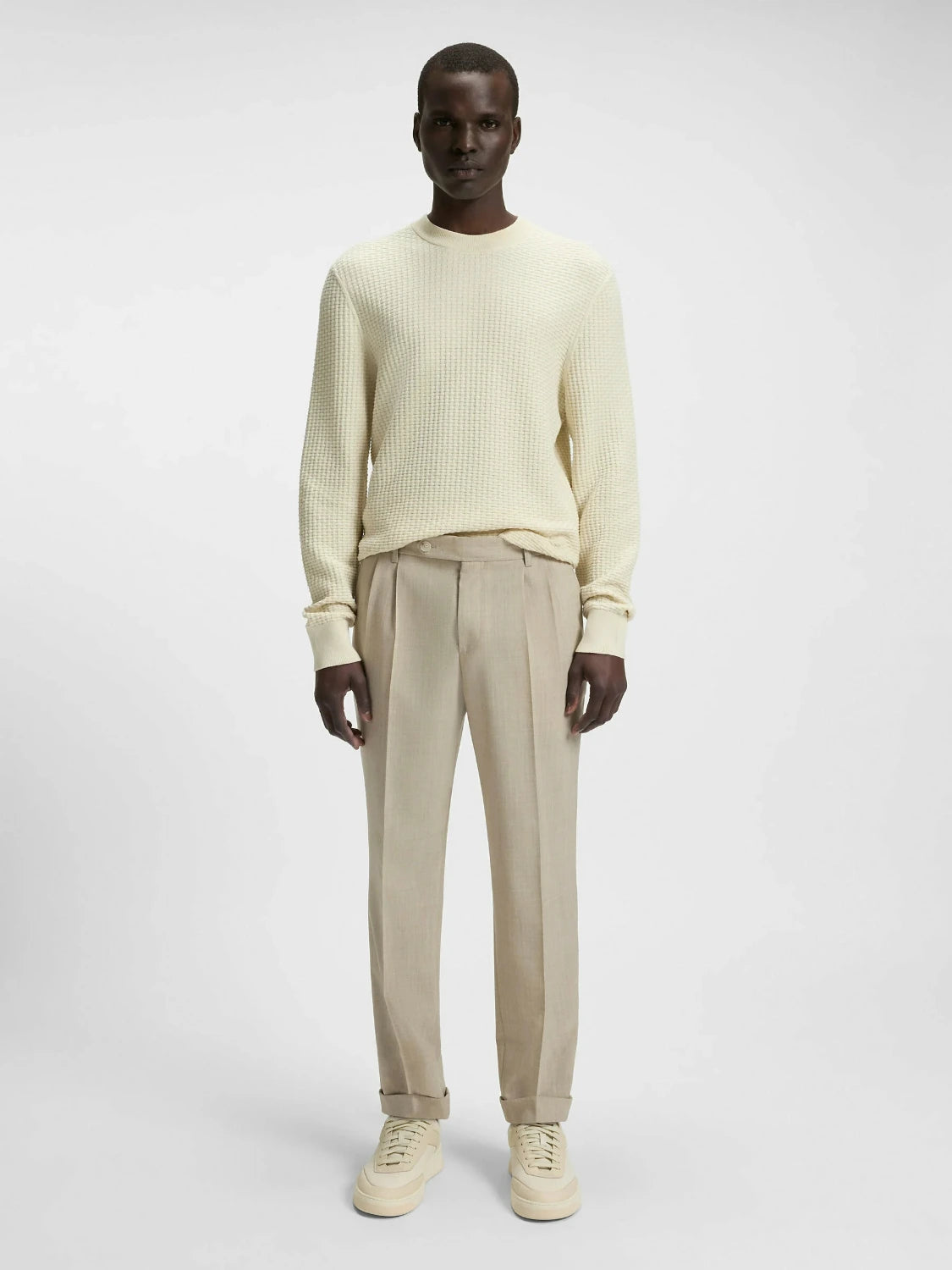 pull-boss-beige-homme-porte