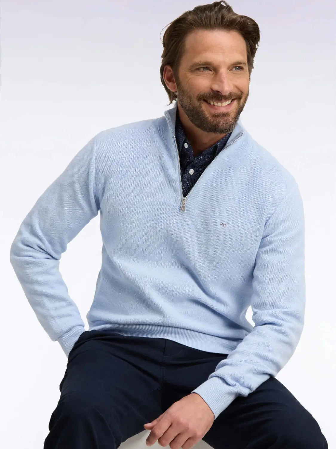 pull-camionneur-eden-park-bleu-homme-H26MAIPU0006BLC6-face-zoom