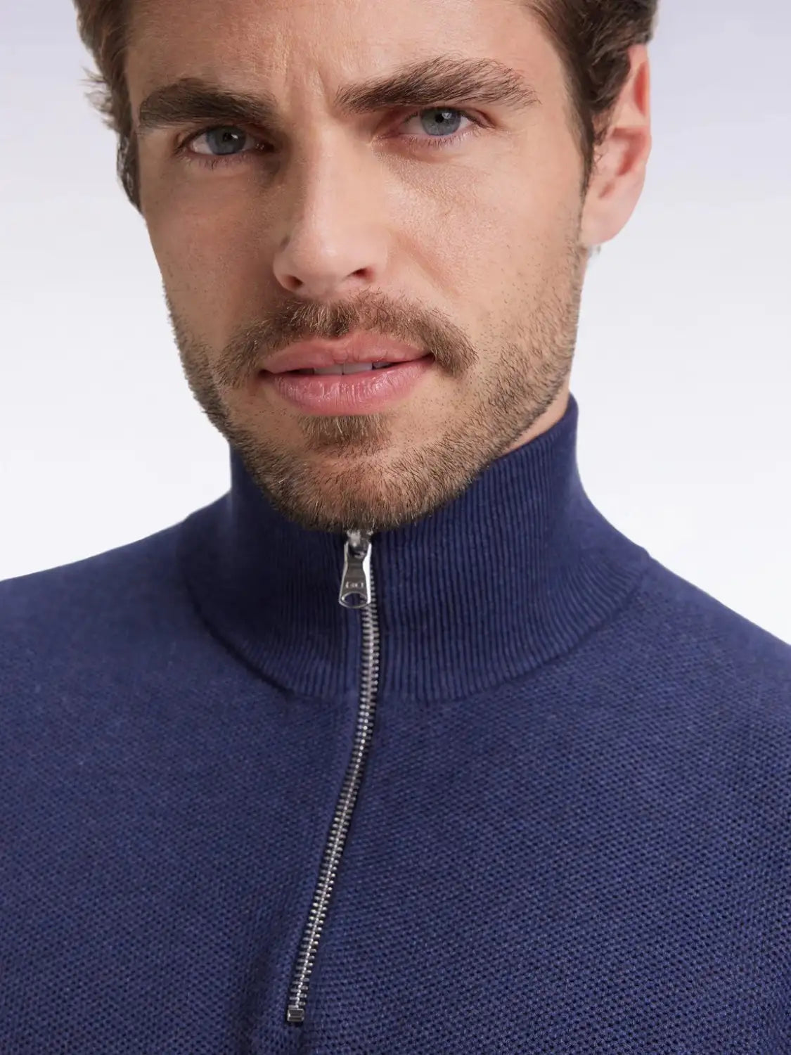 pull-camionneur-eden-park-marine-zoom