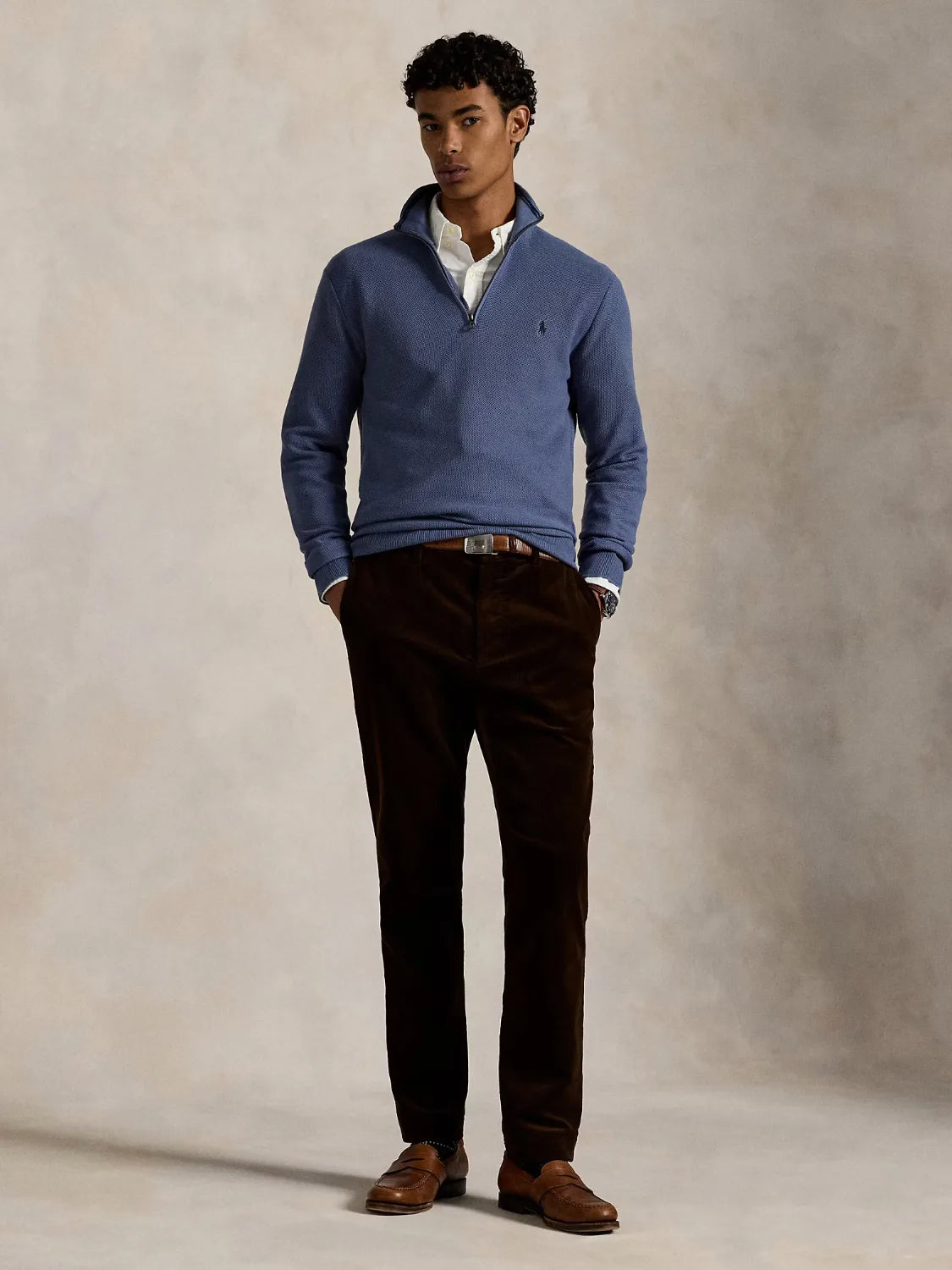 pull-camionneur-ralph-lauren-bleu-homme-porte