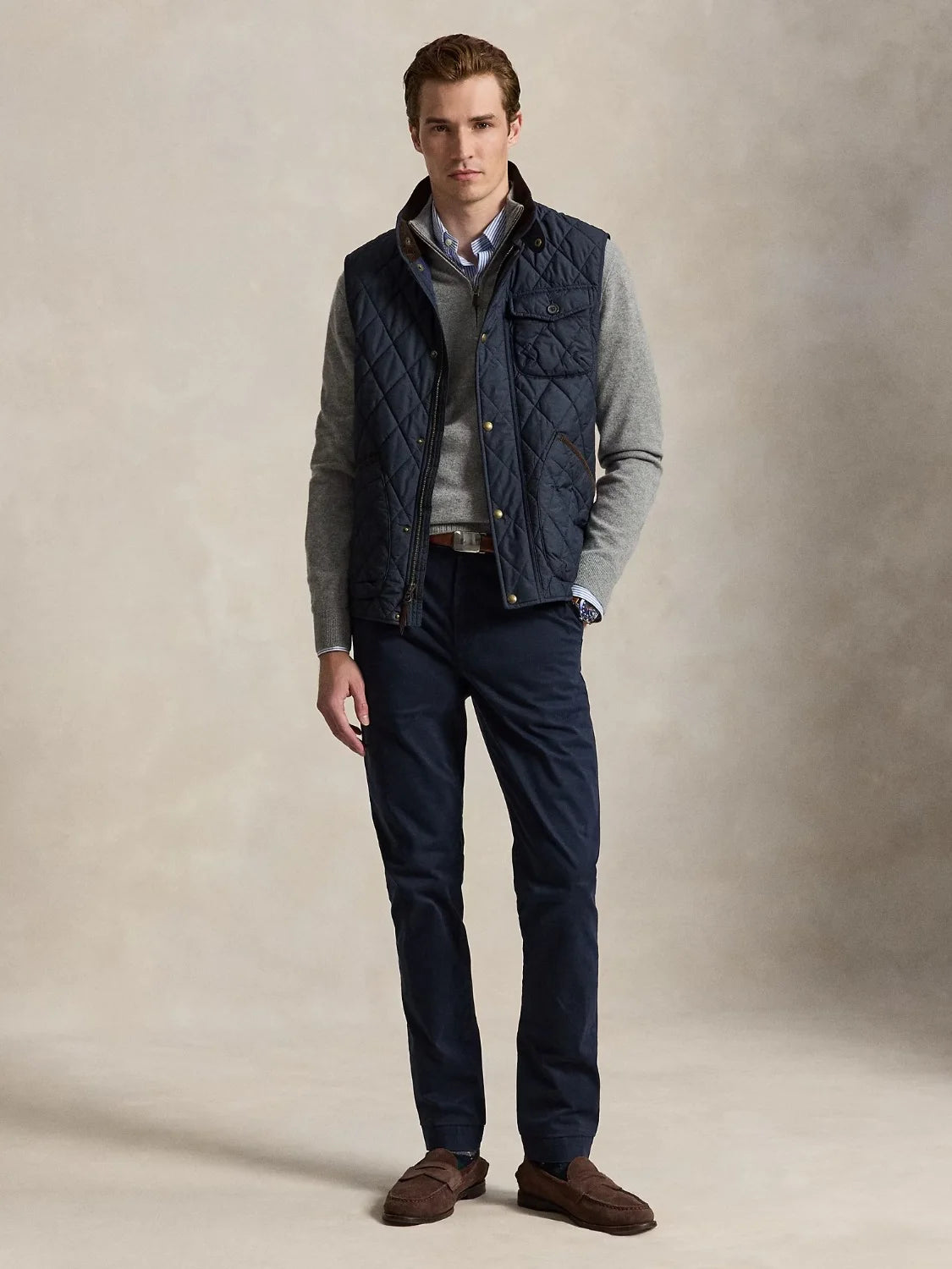 pull-camionneur-ralph-lauren-gris-710876756009-porte