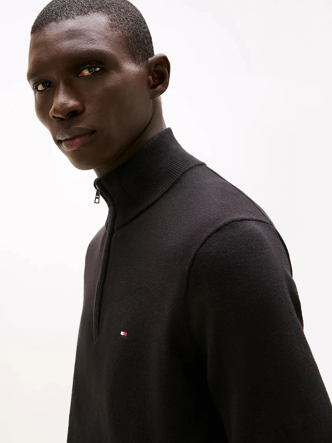 pull-camionneur-tommy-hilfiger-noir-homme-zoom