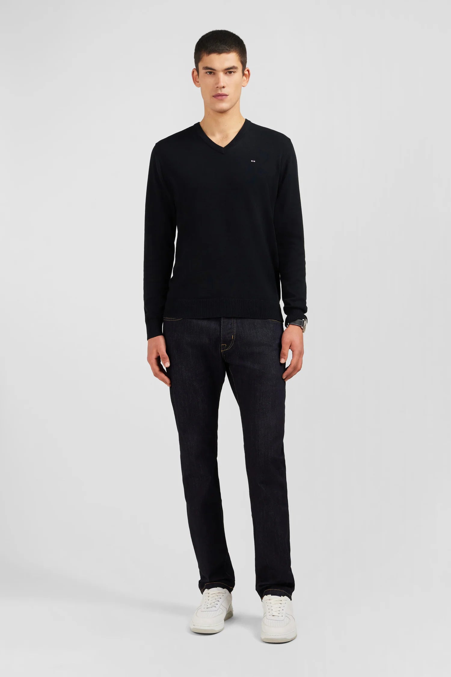 pull-eden-park-noir-homme-porte