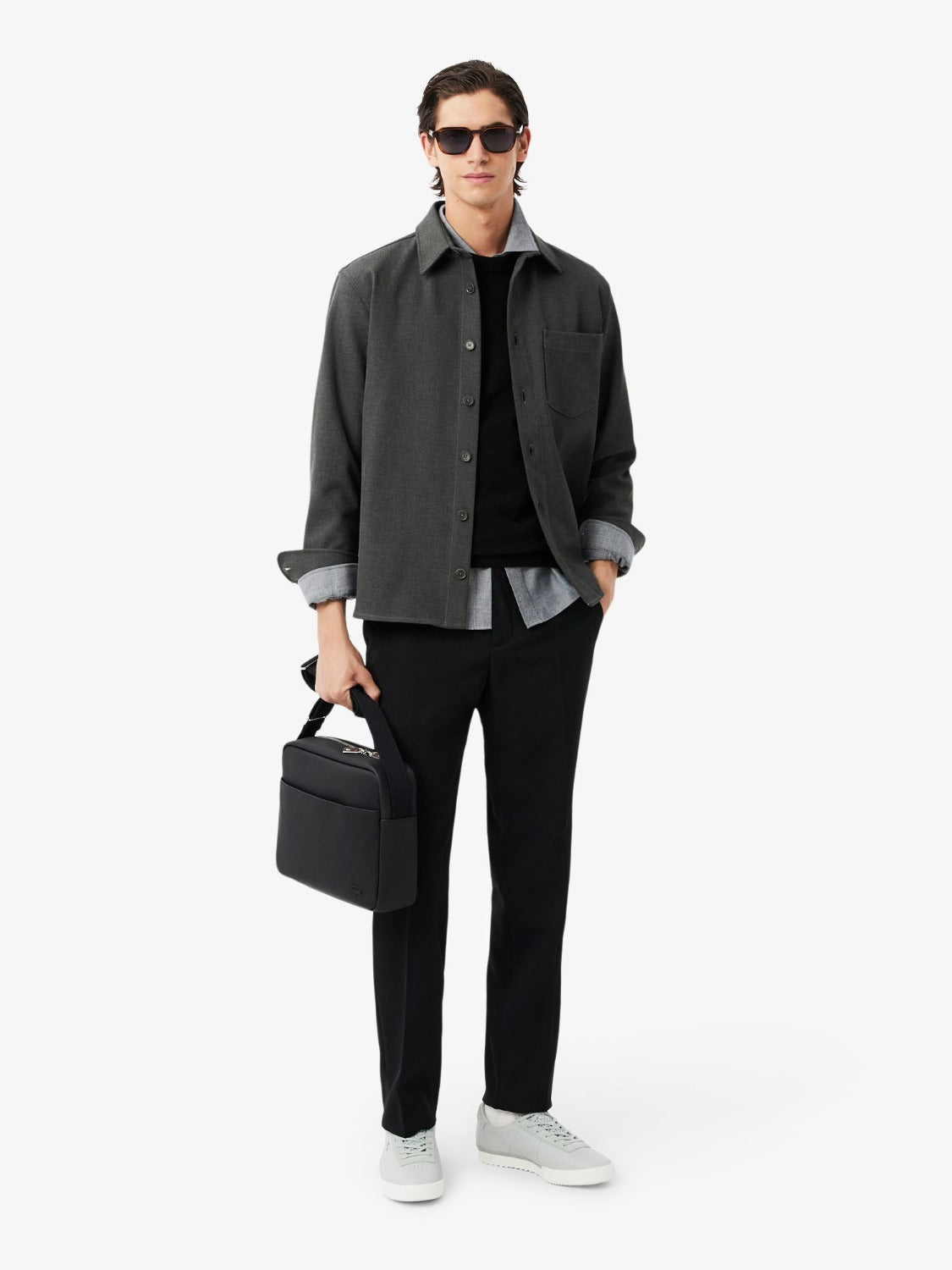 pull-homme-lacoste-laine-ah1969031-porte
