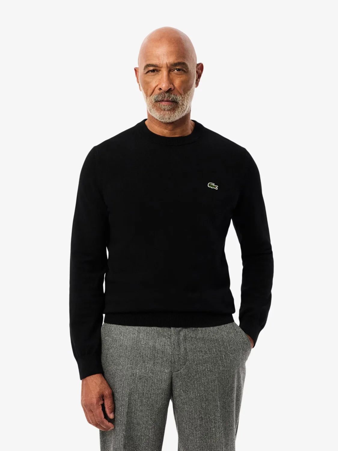pull-lacoste-noir-homme-face