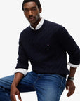 pull-tommy-hilfiger-marine-homme-MW0MW33132DW5-face-zoom