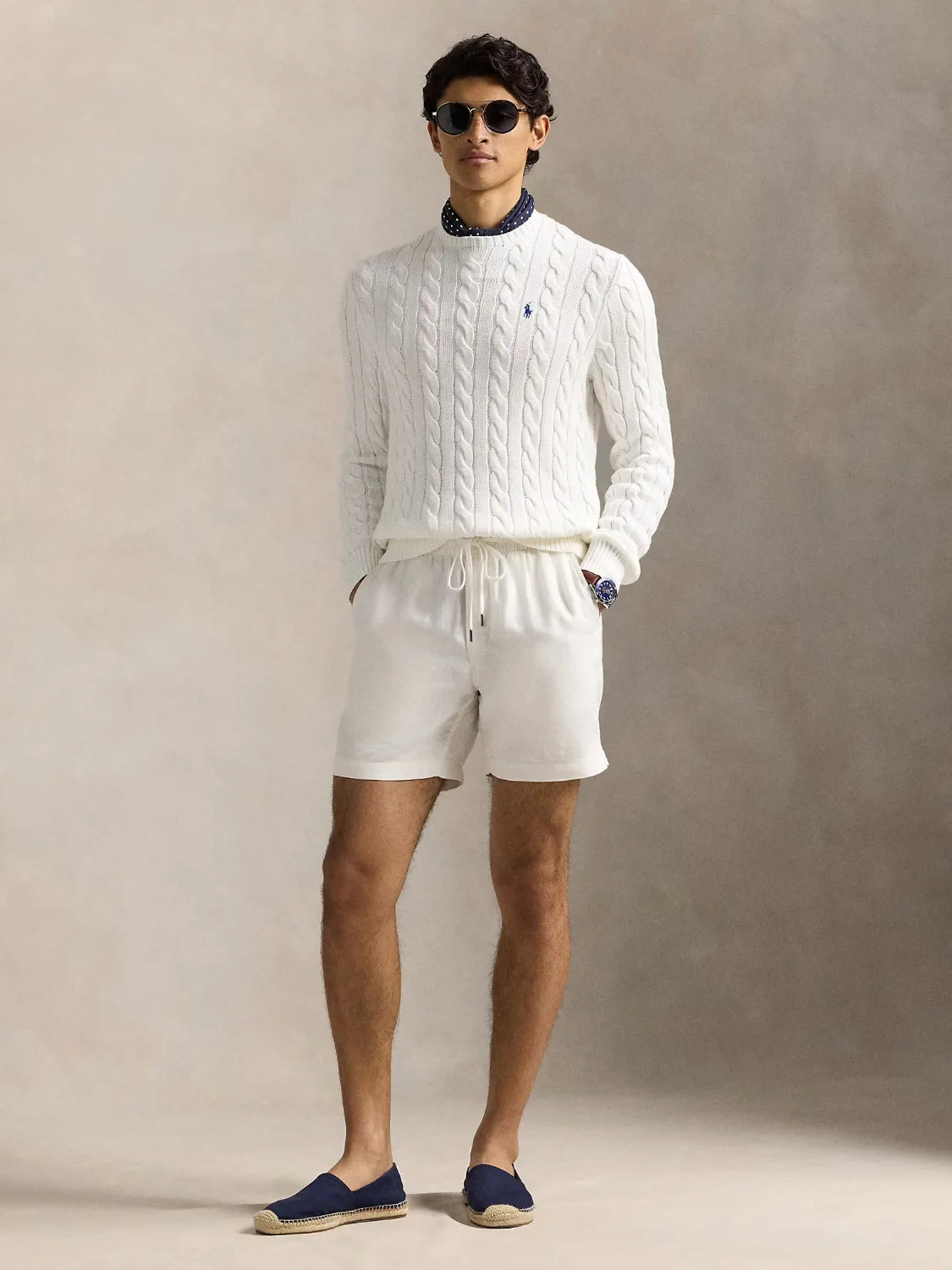 pull-torsadé-ralph-lauren-blanc-homme-porte