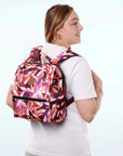 sac-a-dos-cabaia-montreuil-small-rose-porte