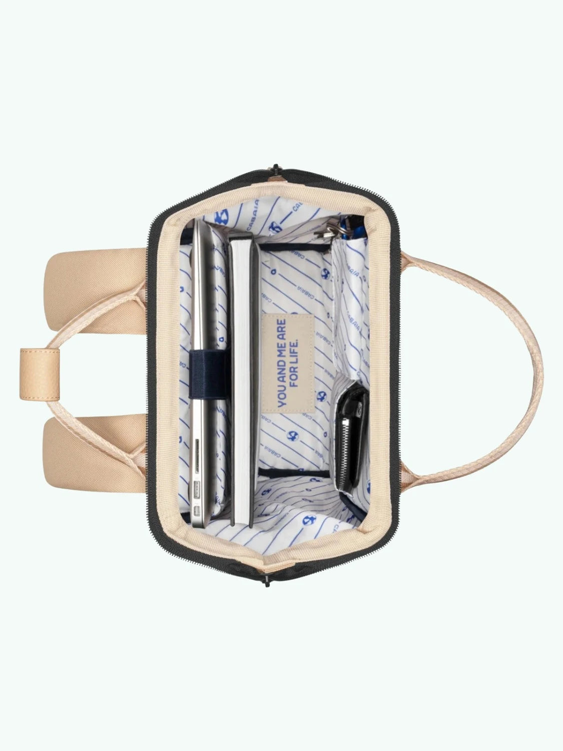 sac-dos-cabaia-adventurer-small-lobito-cabaia-dessus