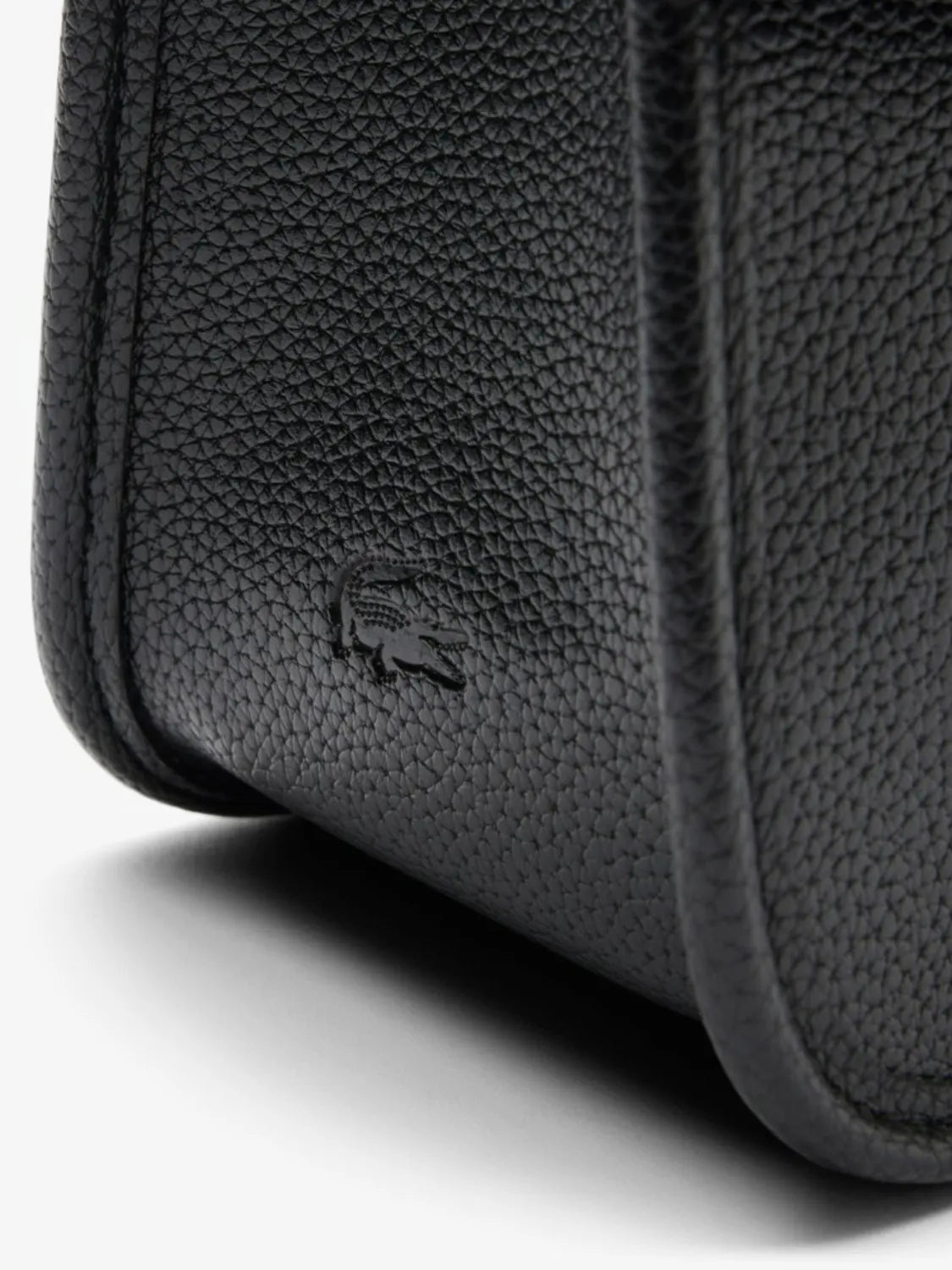 sac-femme-lacoste-nf5148eg0-zoom-bas