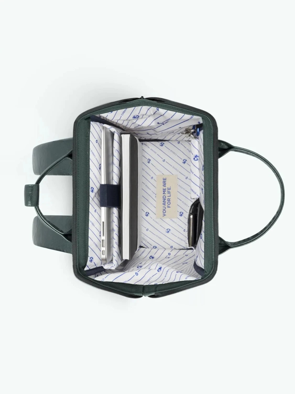 sac-lucerne-adventurer-medium-cabaia-ouvert
