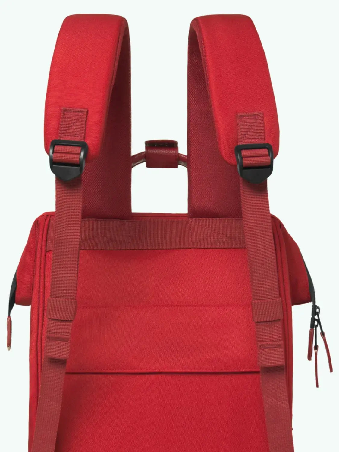 sacados-cabaia-medium-akranes-adventurer-bretelles