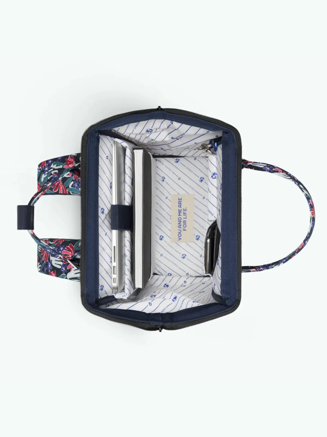 sacados-cabaia-medium-edea-adventurer-ouvert