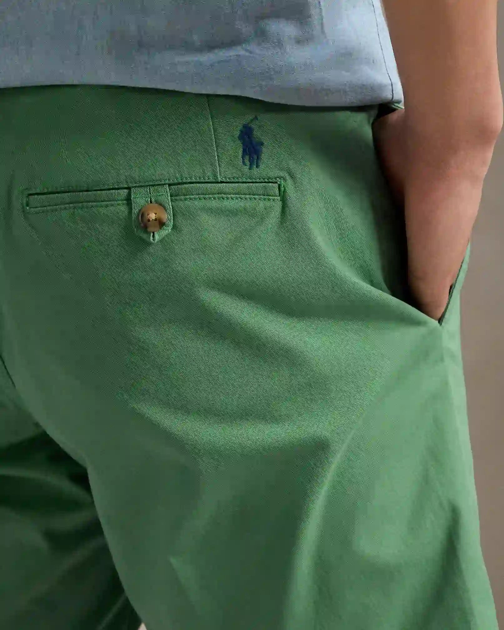 short-chino-ralph-lauren-vert-homme-zoom