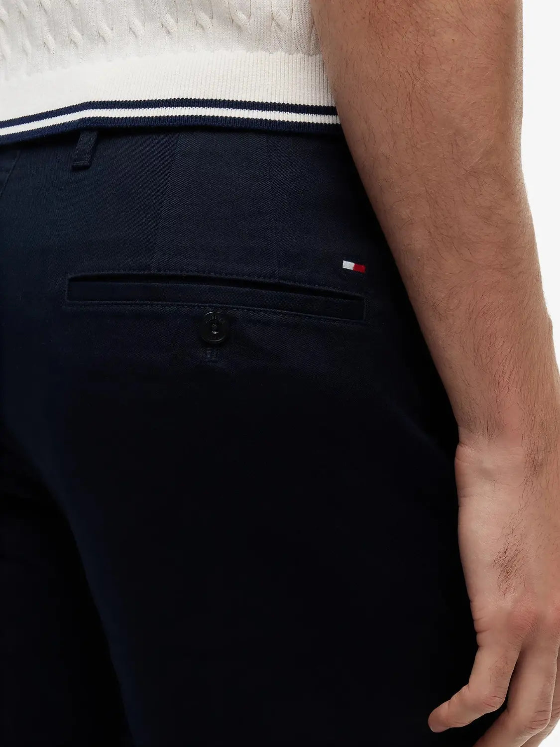 short-chino-tommy-hilfiger-marine-homme-MW0MW42351DW5-zoom-dos