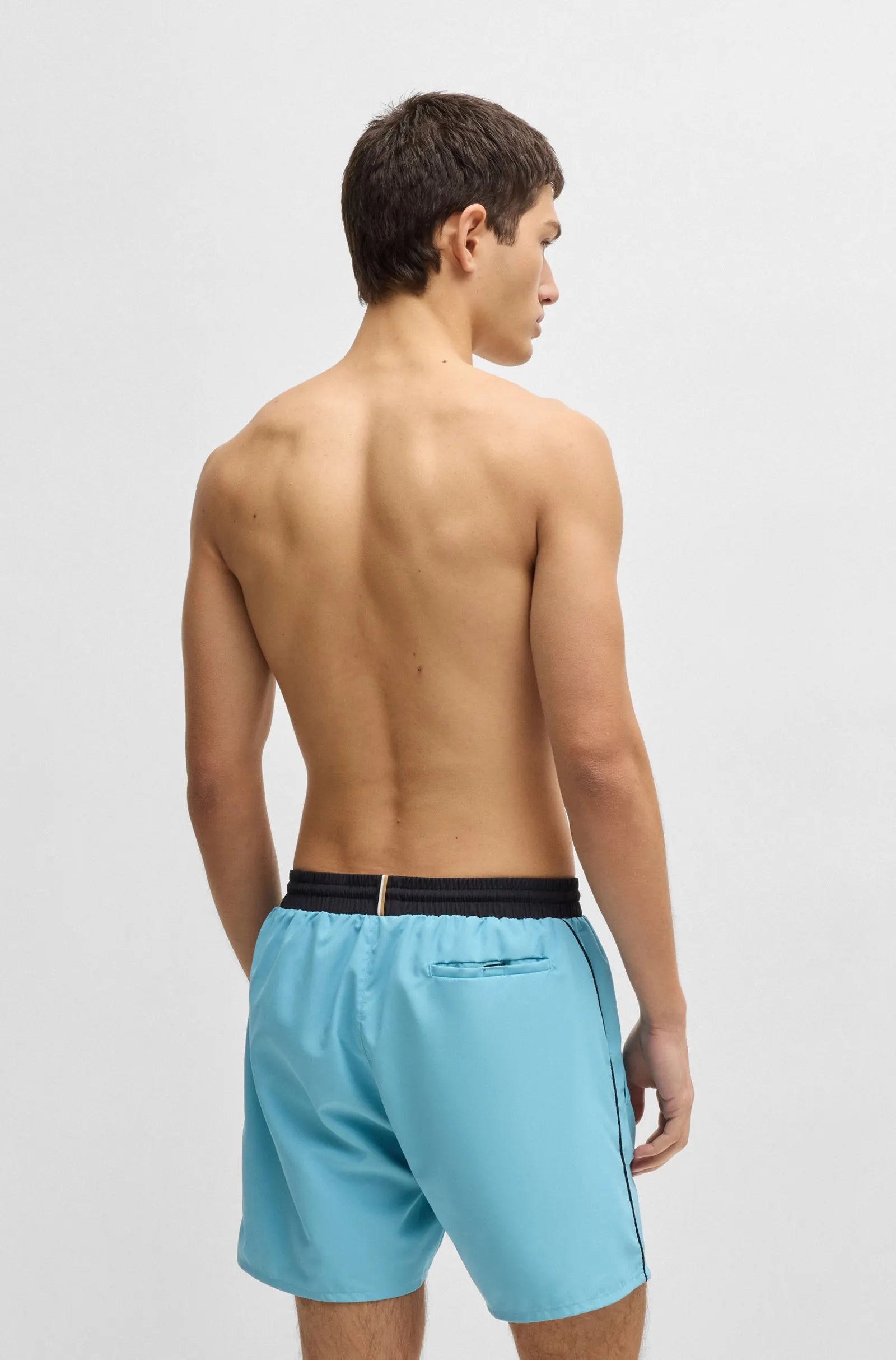 short-de-bain-boss-homme-bleu-dos