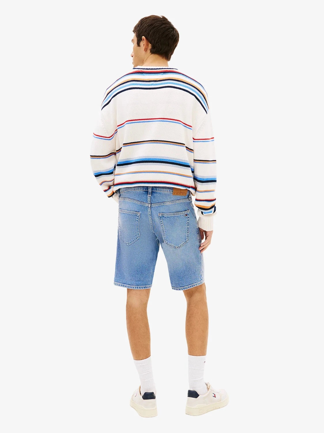 short-jean-tommy-jeans-homme-DM0DM229811A5-dos