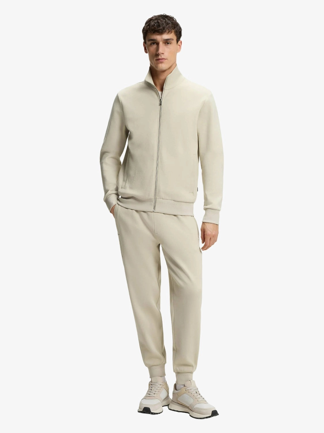 sweat-boss-beige-homme-50532755286-porte
