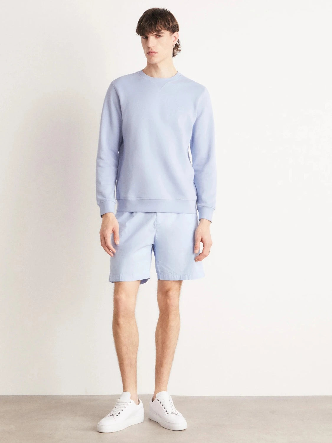 sweat-boss-bleu-homme-porte