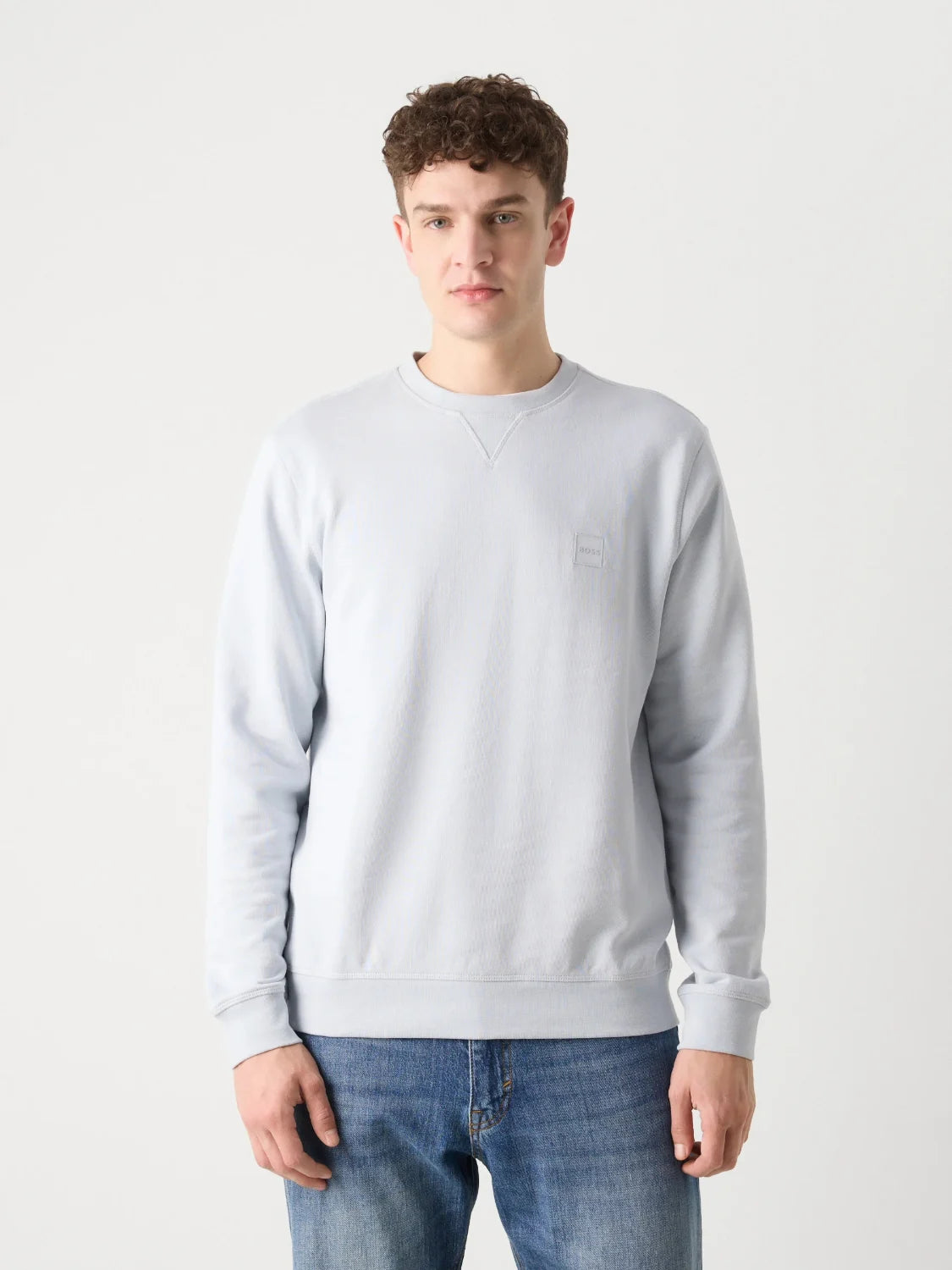 sweat-boss-gris-homme-face-porte