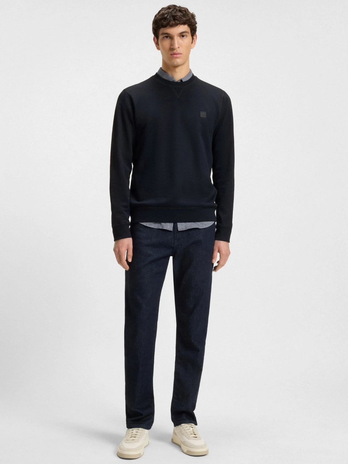 sweat-boss-marine-homme-porte