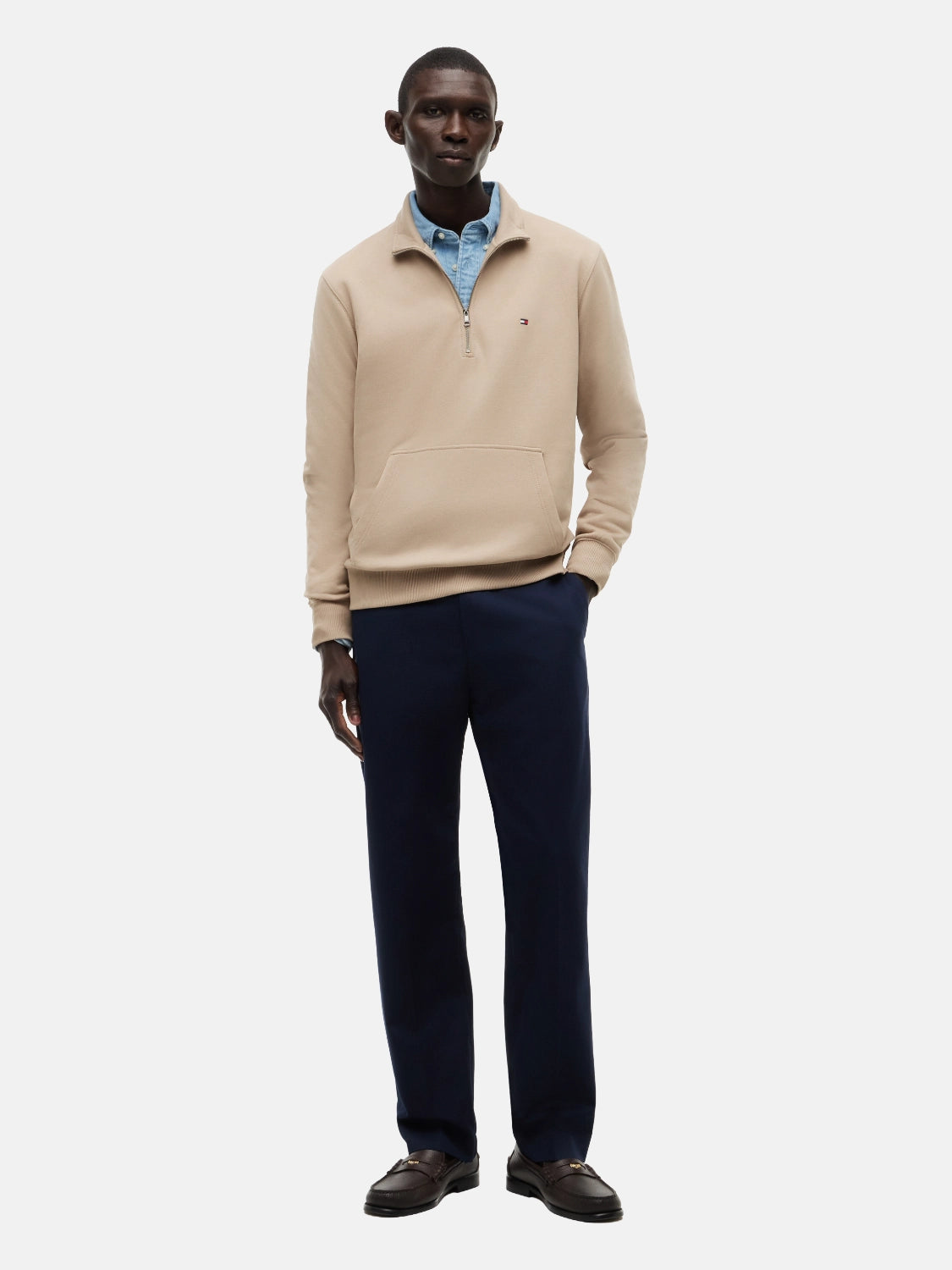 sweat-camionneur-tommy-hilfiger-beige-porte