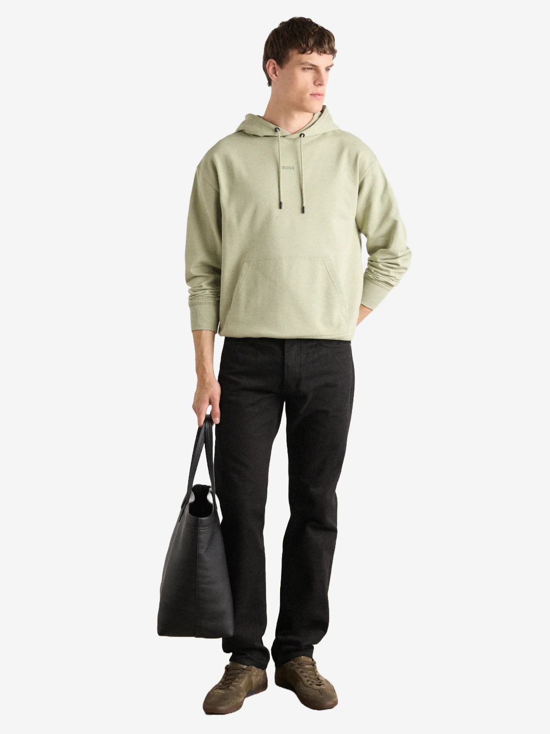 sweat-capuche-boss-vert-homme-porte