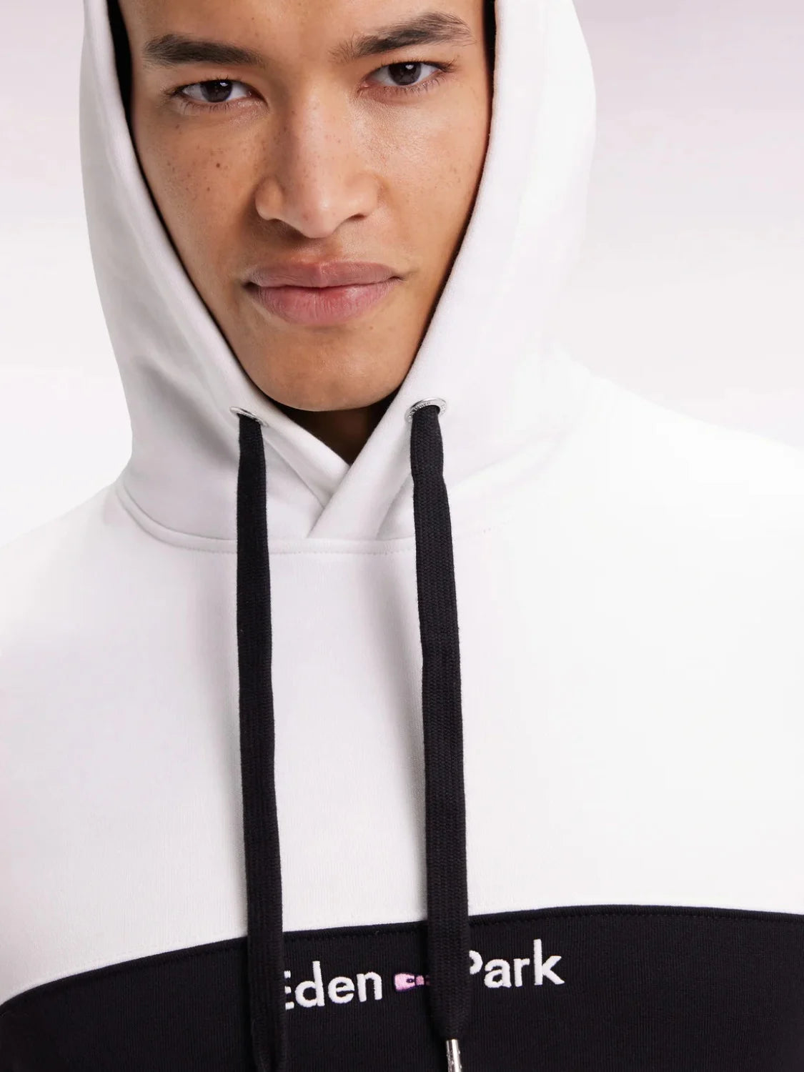 sweat-eden-park-blanc-marine-homme-zoom