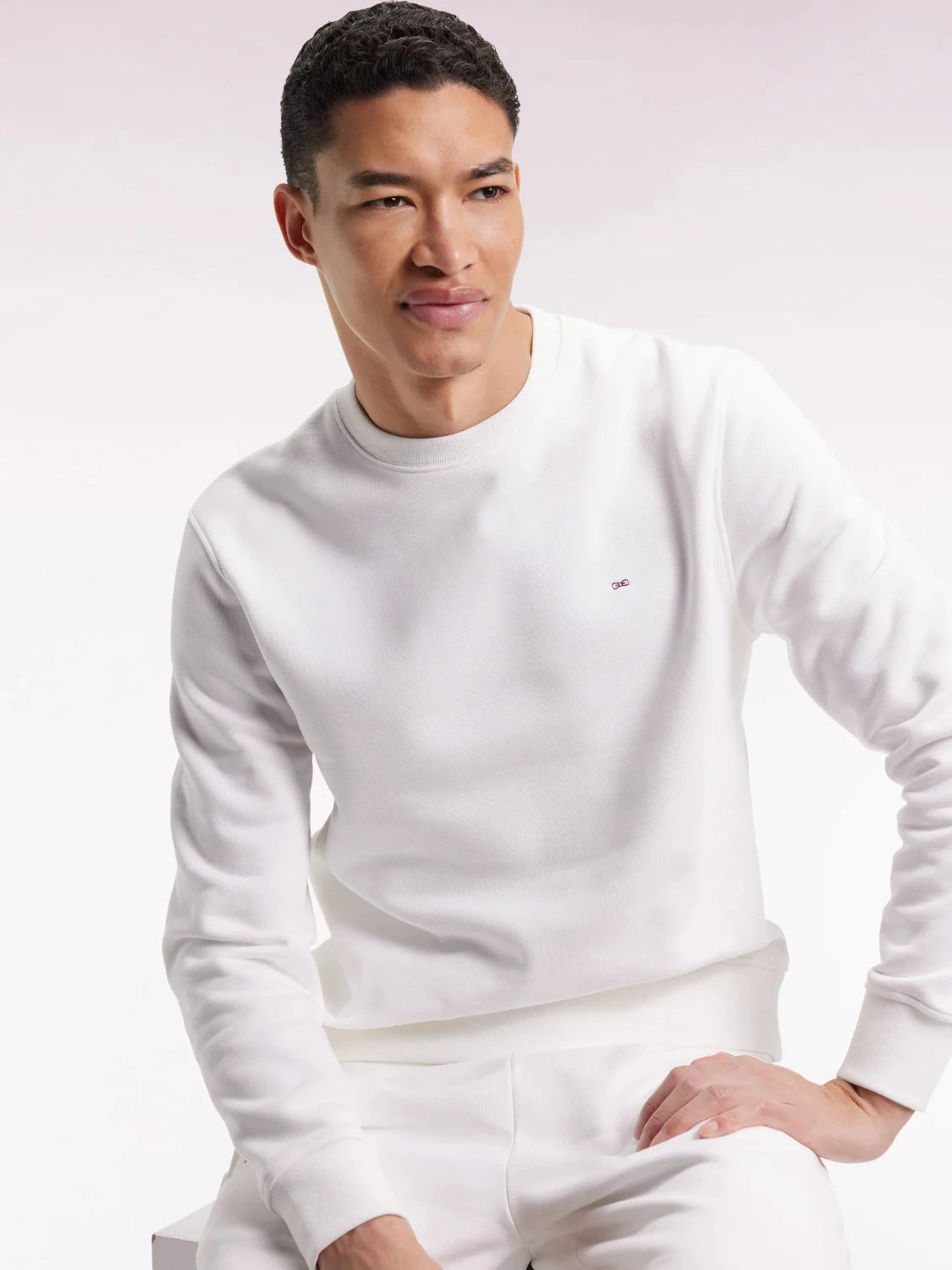 sweat-homme-eden-park-h25maisw0004ecc-porte