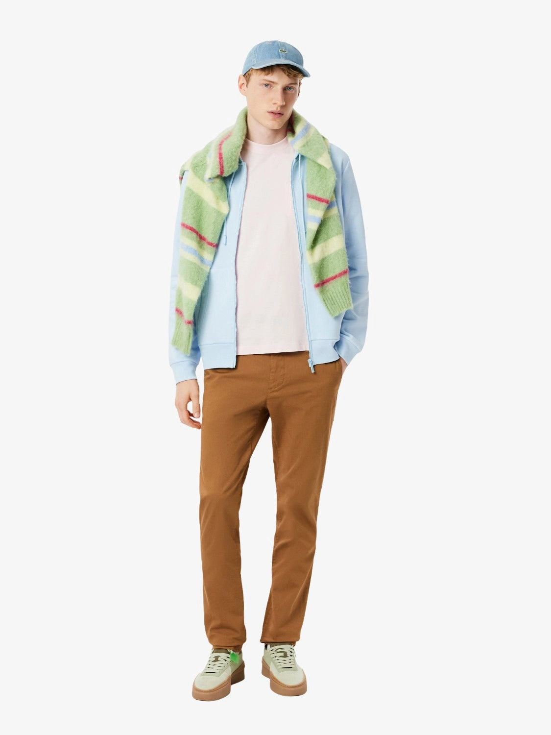 sweat-lacoste-bleu-homme-SH9626-00-porte