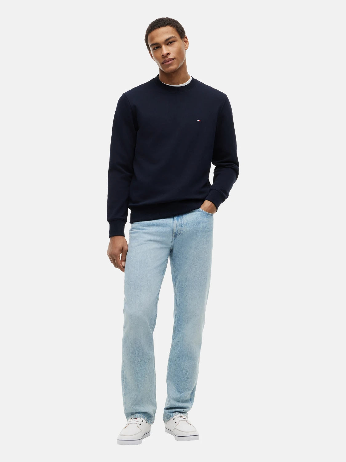 sweat-tommy-hilfiger-marine-porte