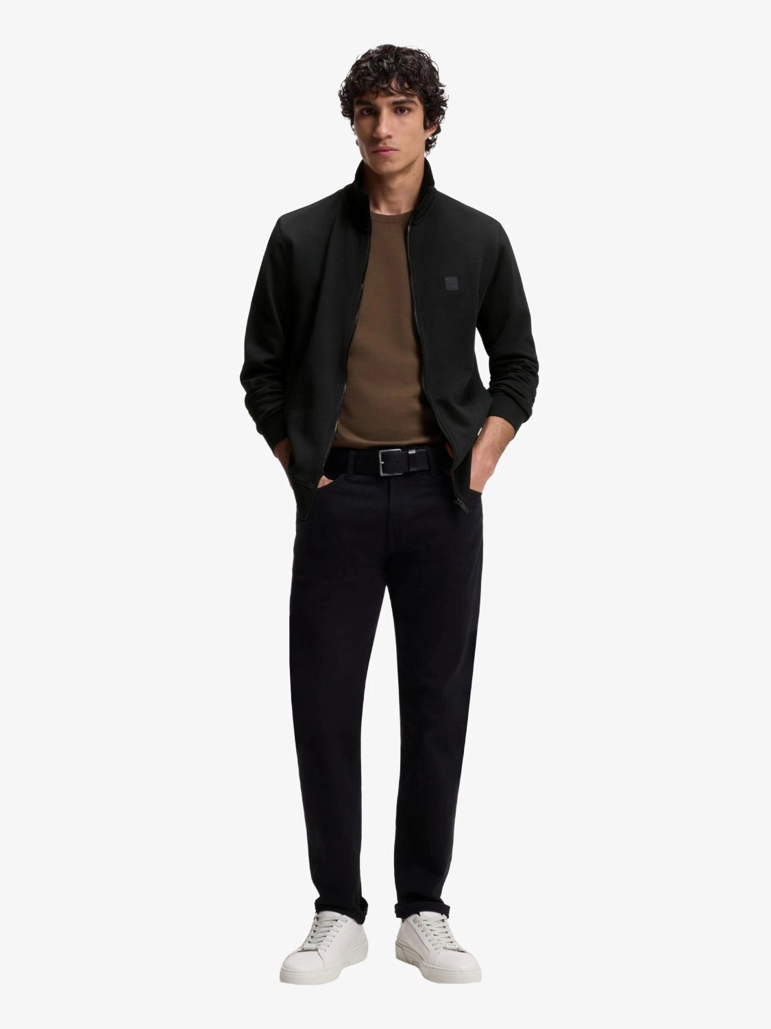 sweat-zippe-boss-homme-50511709001-porte