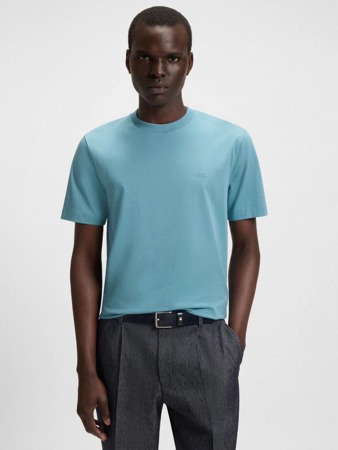 t-shirt-boss-bleu-homme-face
