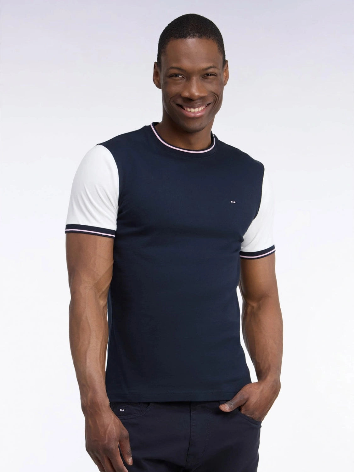 t-shirt-eden-park-marine-homme-H26MAITC0018BEC15-porte