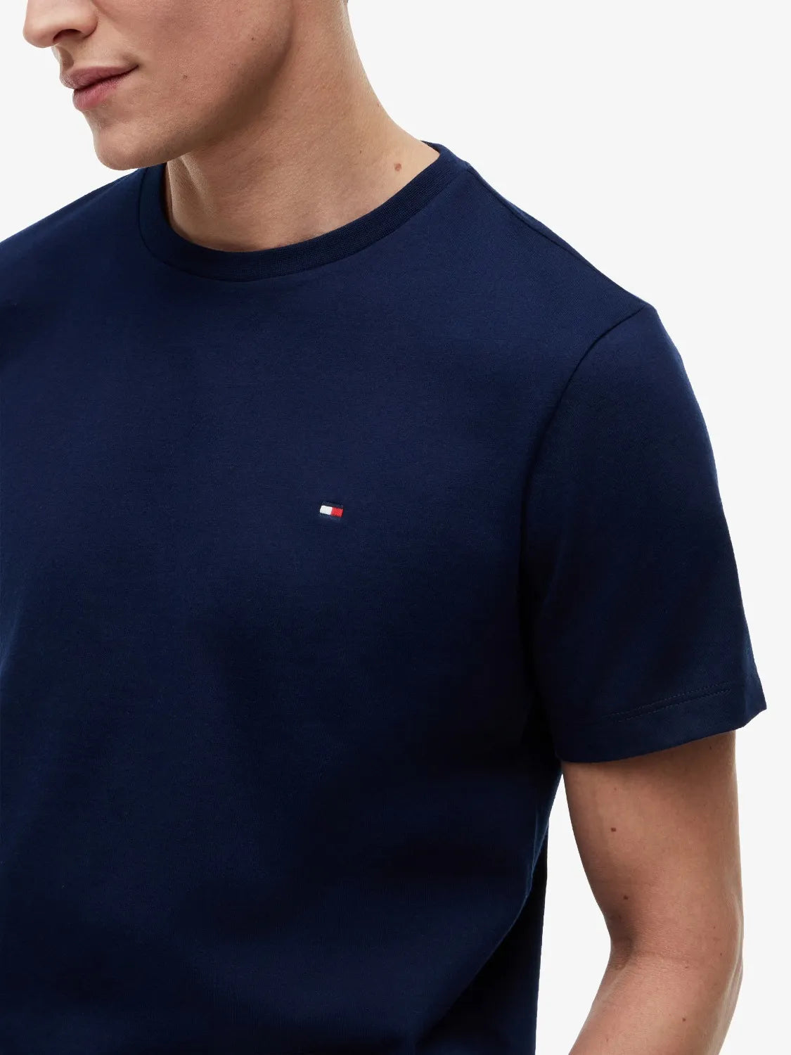t-shirt-tommy-hilfiger-bleu-homme-MW0MW39995DCC-zoom