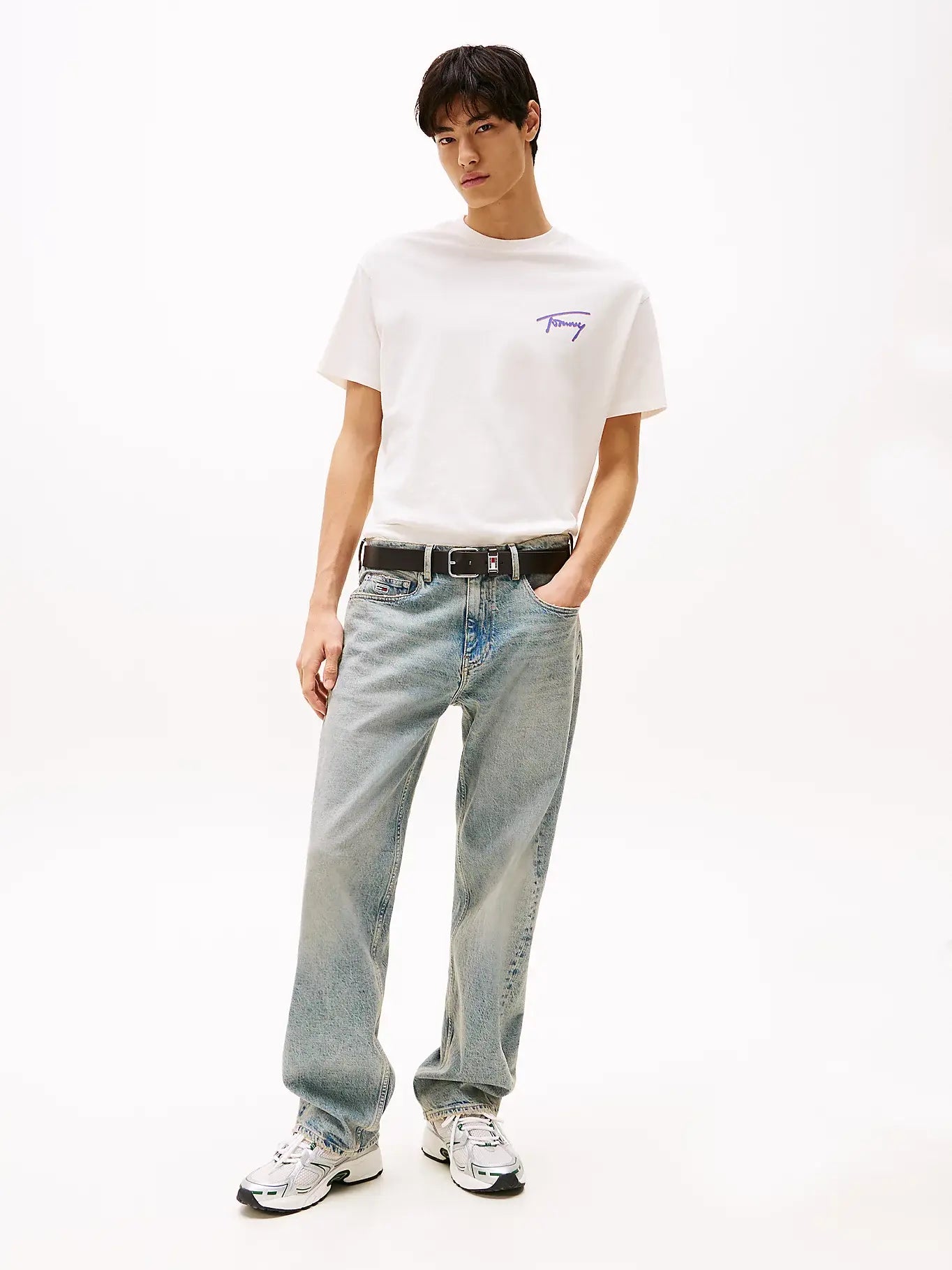 tshirt-tommy-jeans-beige-dm0dm20768ybh-porte_1