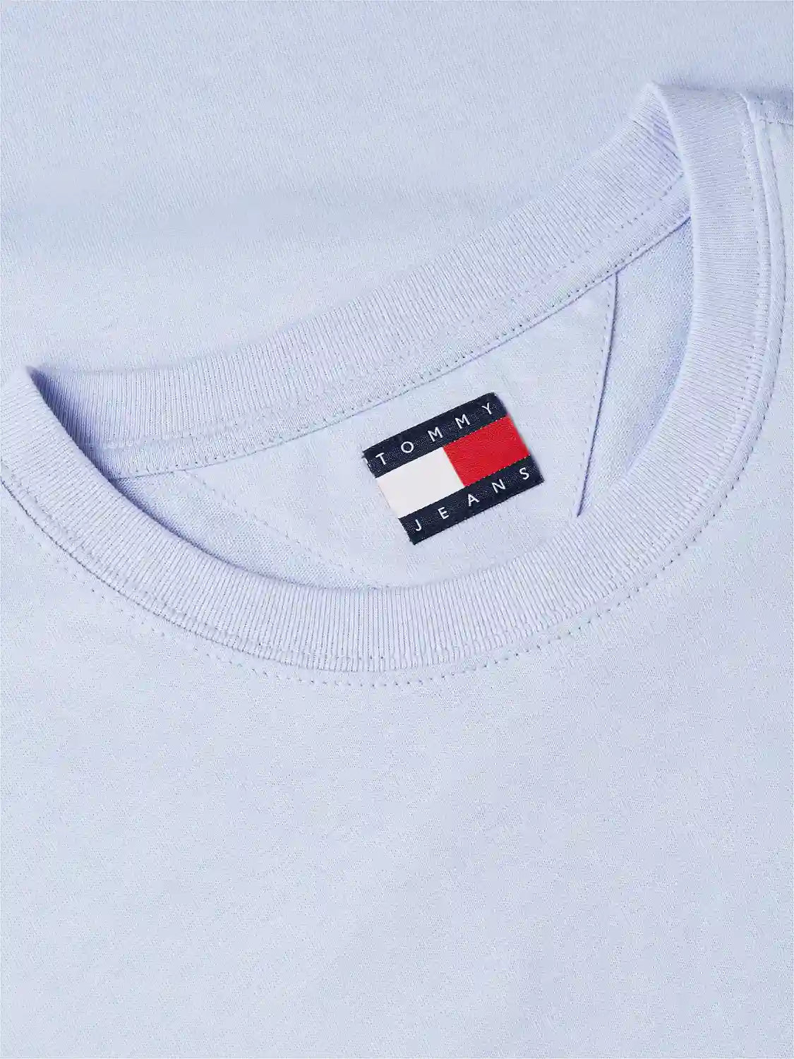 tshirt-tommy-jeans-bleu-detail