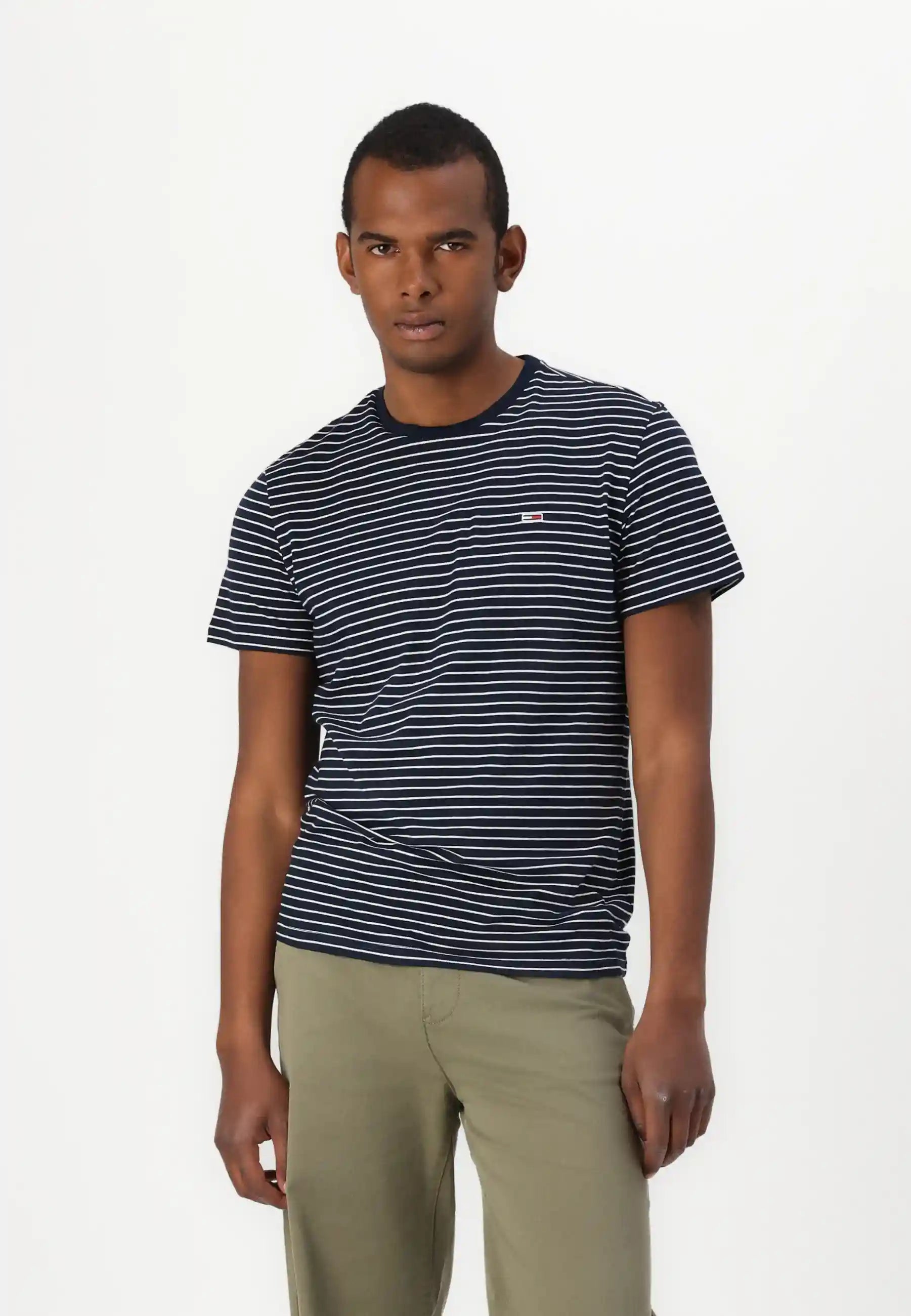 tshirt-tommy-jeans-marine-dm0dm203770a6-face_1