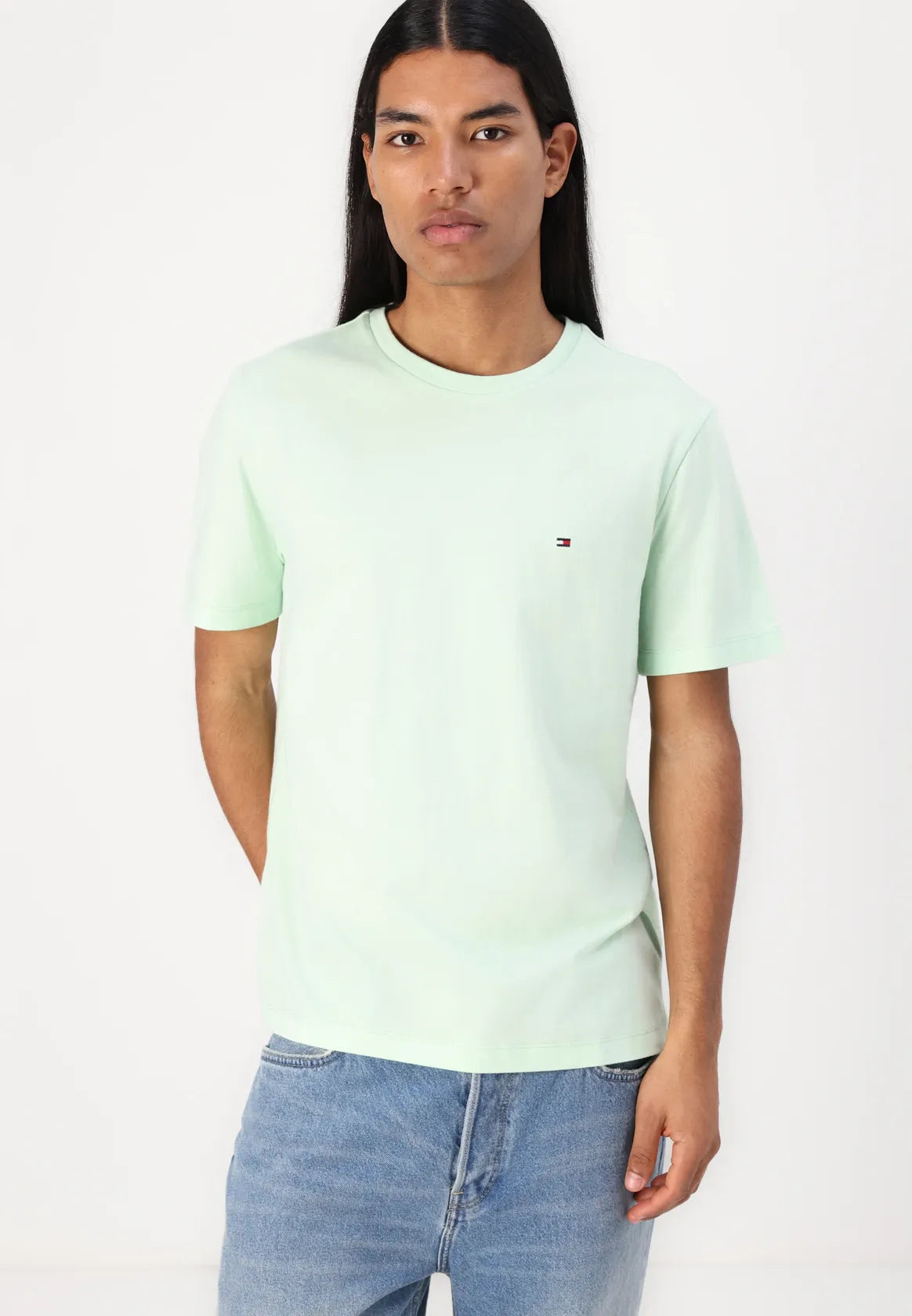 tshirt-tommyhilfiger-homme-vert-zoom