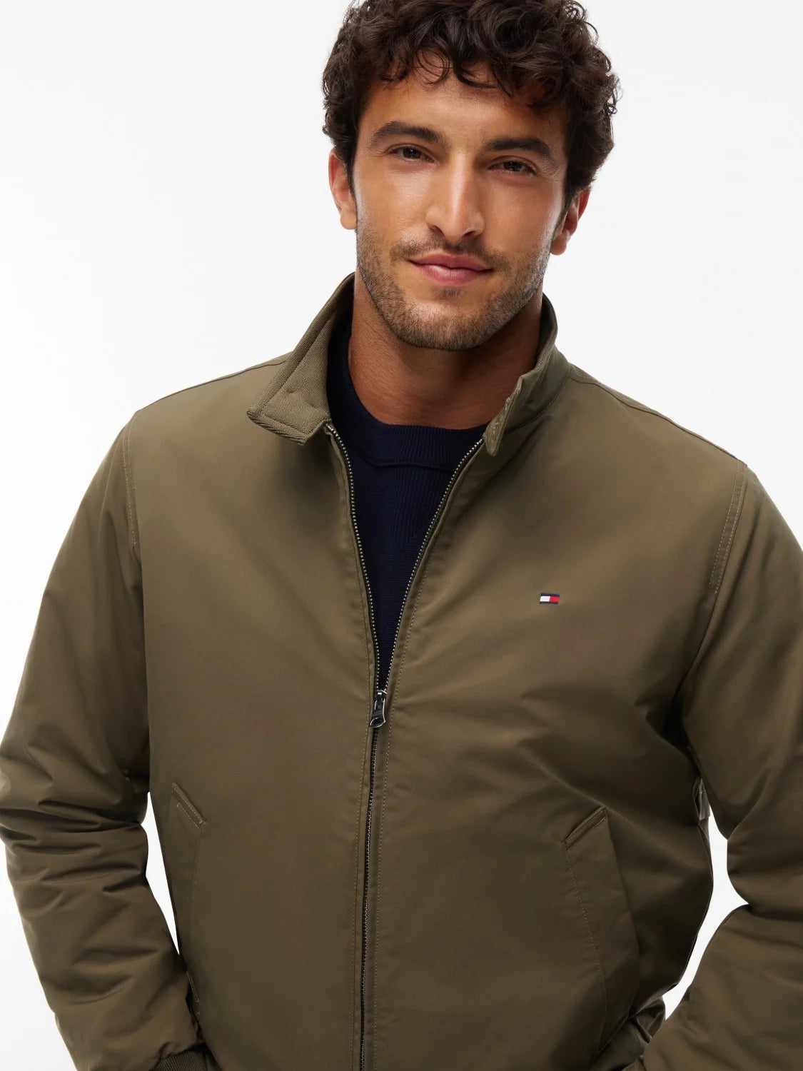 veste-tommy-hilfiger-kaki-MW0MW37647RBN-face-zoom