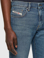 Charger l&#39;image dans la galerie, Jeans slim D-Strukt Diesel bleu en denim
