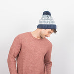 Charger l&#39;image dans la galerie, Bonnet homme femme Cabaïa marine pompons interchangeables | Georgespaul
