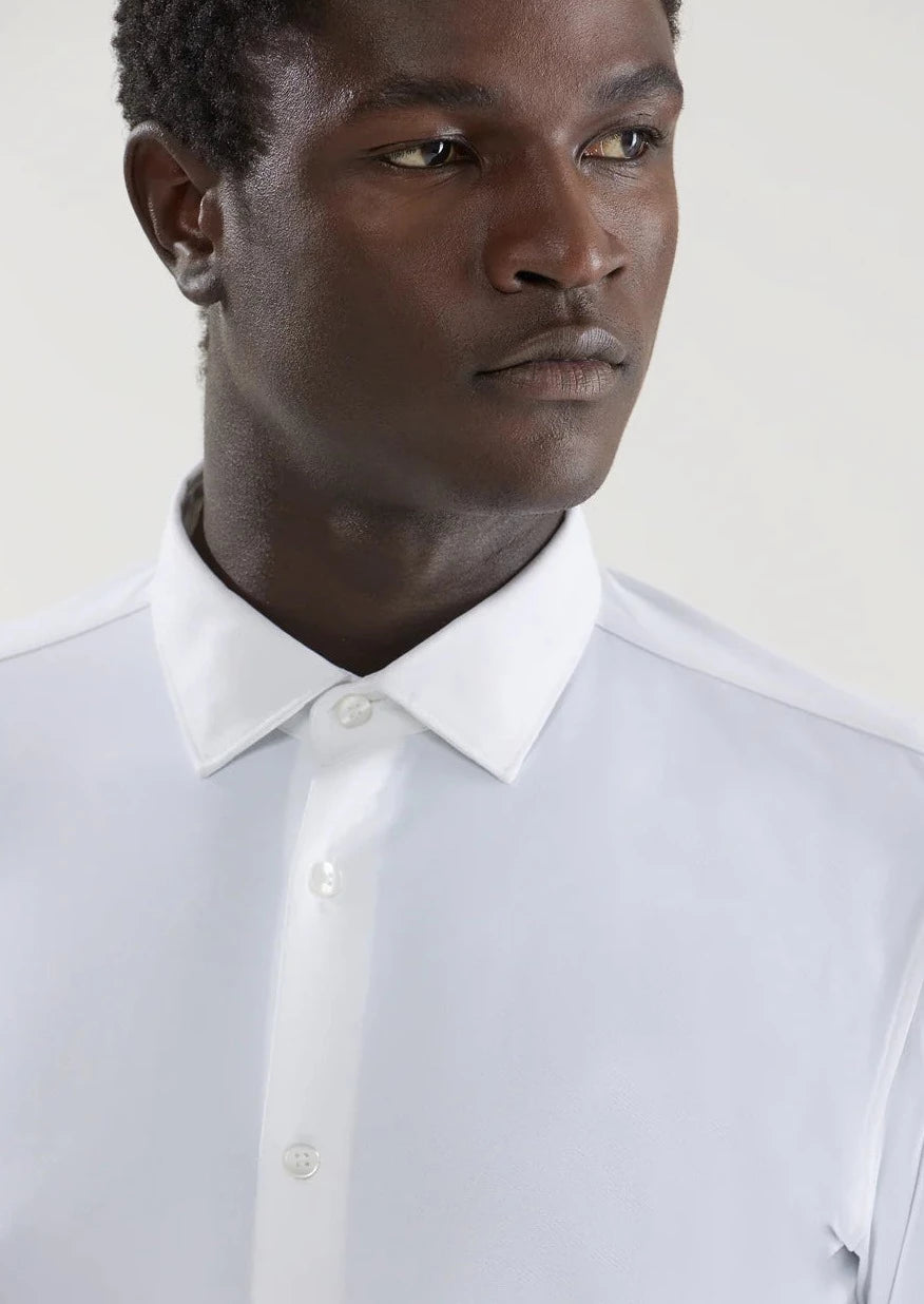 Chemise unie pour homme RRD ajustée blanche en coton stretch | Georgespaul