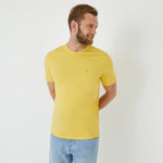 Afbeelding in Gallery-weergave laden, T-shirt pour homme Eden Park jaune en coton | Georgespaul
