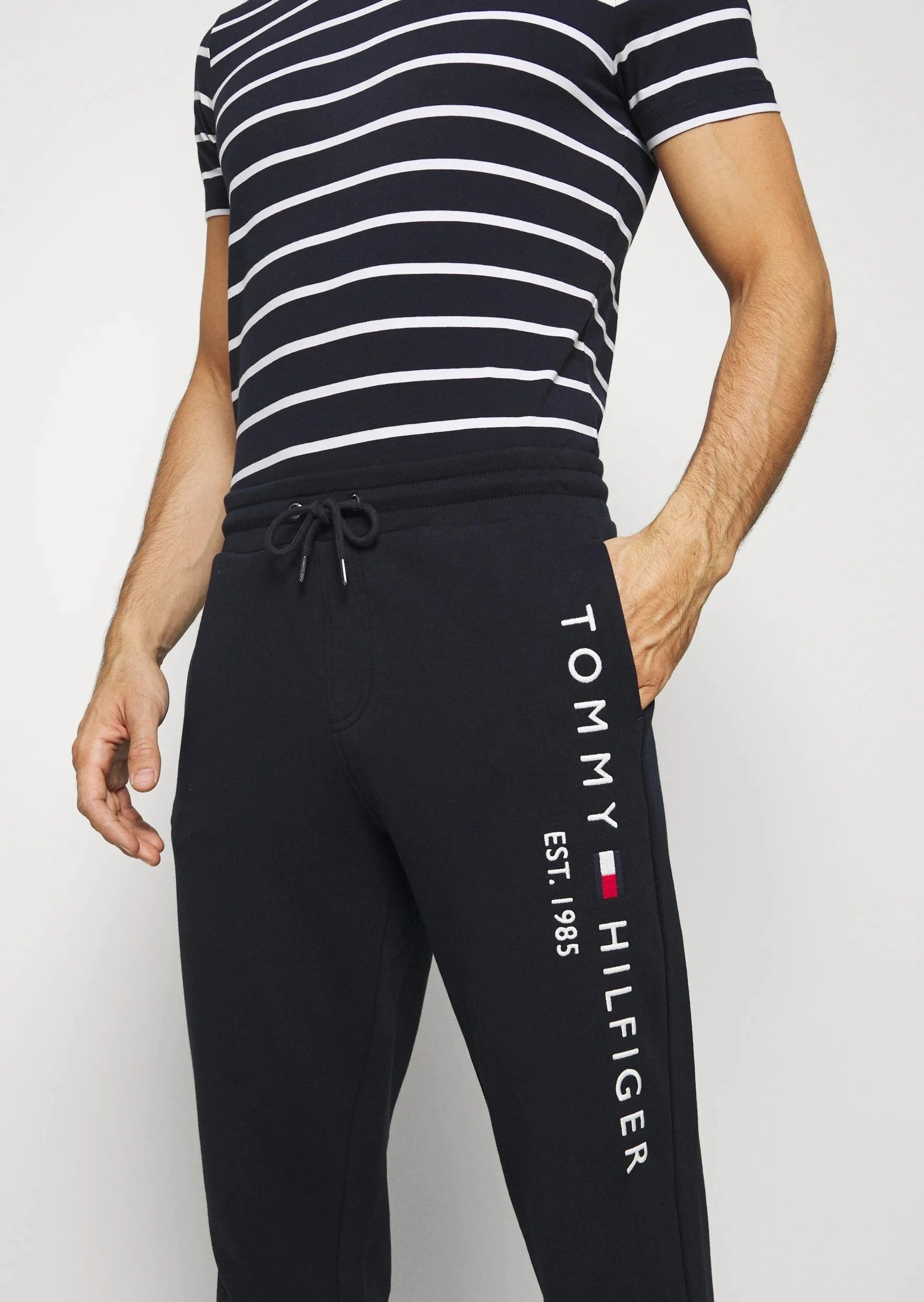 Pantalon de jogging Tommy Hilfiger marine pour homme I Georgespaul