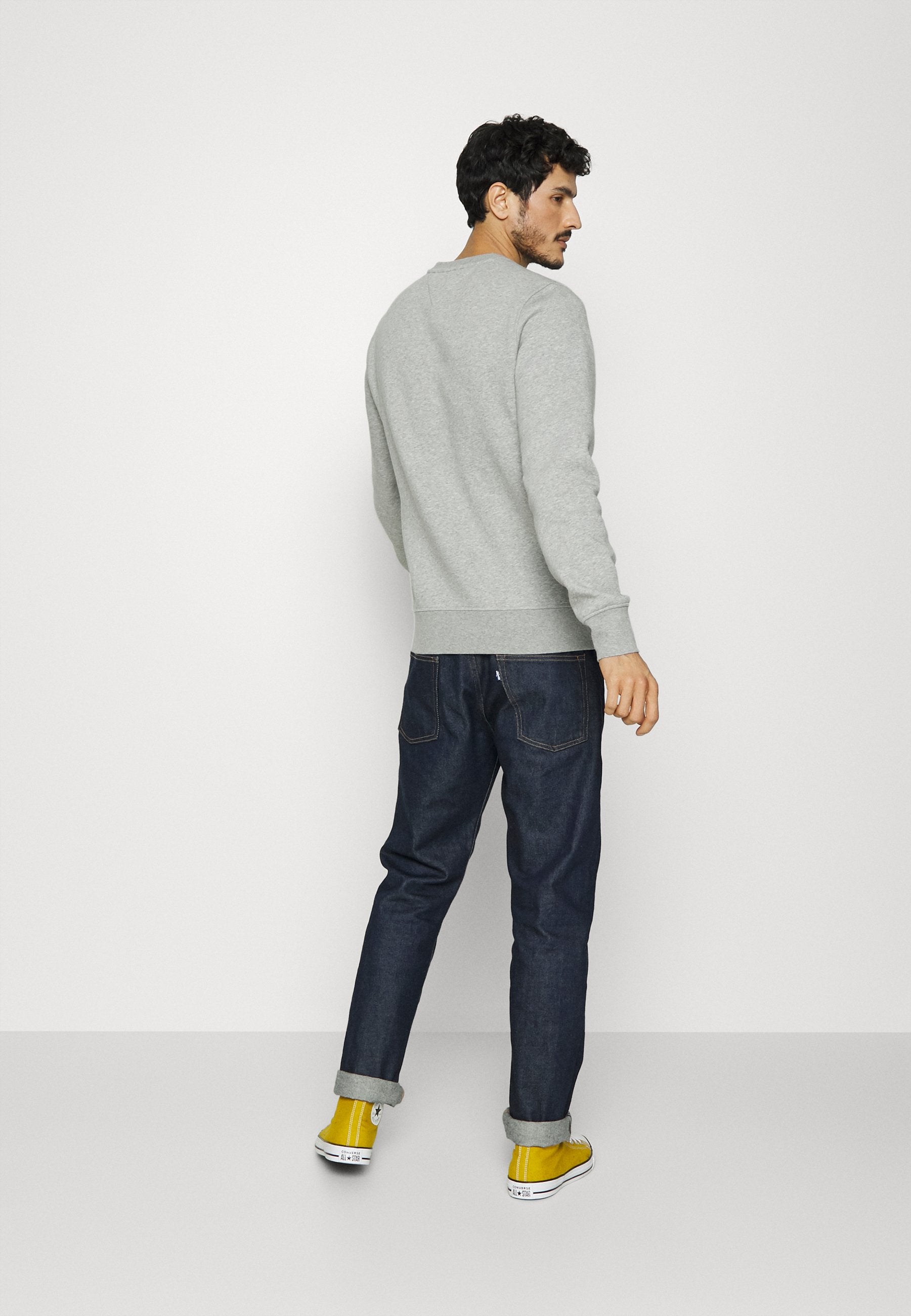 Sweat col rond homme logo Tommy Hilfiger gris en coton bio | Georgespaul